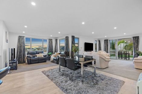Photo of property in 9 Puhirake Crescent, Pyes Pa, Tauranga, 3112