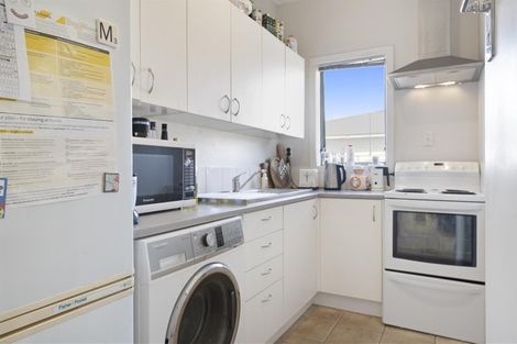 Photo of property in 73 West Coast Road, Glen Eden, Auckland, 0602