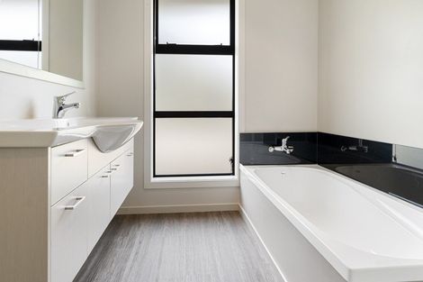 Photo of property in 10 Sunningdale Drive, Stoke, Nelson, 7011