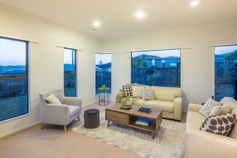 Photo of property in 90 Kentwood Drive, Woodridge, Wellington, 6037