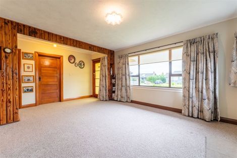 Photo of property in 6 Moorhouse Street, Waimate, 7924