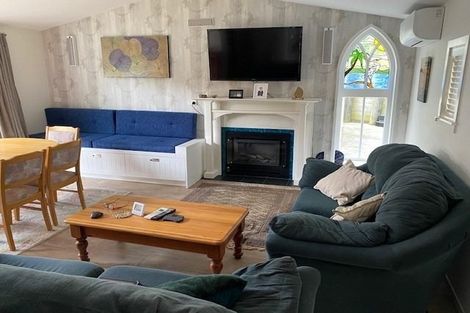 Photo of property in 8 Keith Sands Grove, Havelock North, 4130