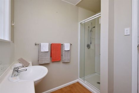 Photo of property in 16 Bateman Avenue, Bryndwr, Christchurch, 8053