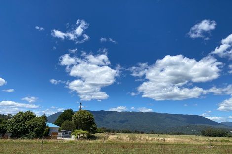 Photo of property in 14 Curries Road, Karamea, 7893