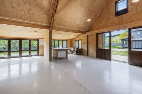 Photo of property in 302 Whitecliffs Road, Whitecliffs, Coalgate, 7673