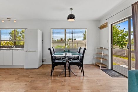 Photo of property in 406a Ngatai Road, Bellevue, Tauranga, 3110