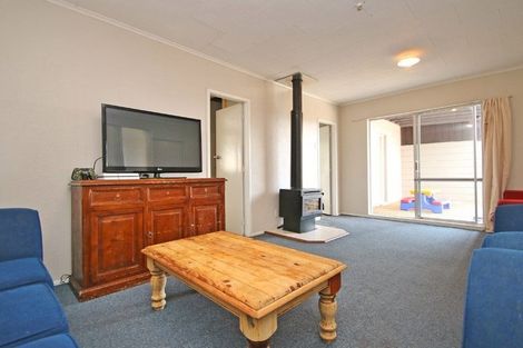 Photo of property in 32 Westbourne Avenue, Pomare, Rotorua, 3015