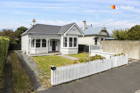 Photo of property in 23 Royal Crescent, Saint Kilda, Dunedin, 9012