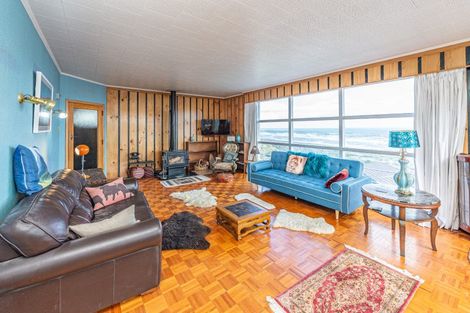 Photo of property in 8 Kapiti Terrace, Castlecliff, Whanganui, 4501