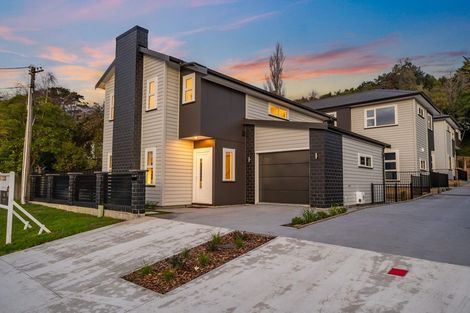 Photo of property in 70a Heretaunga Square, Silverstream, Upper Hutt, 5019