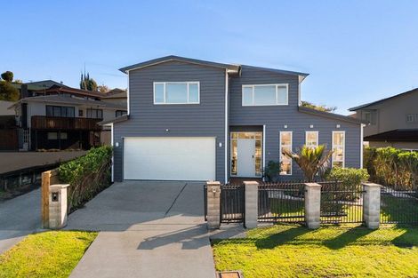 Photo of property in 5 Lyttelton Avenue, Forrest Hill, Auckland, 0620