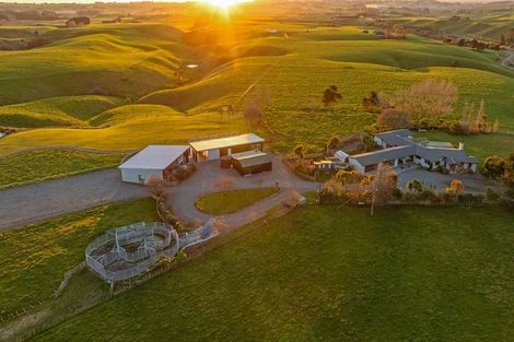Photo of property in Te-puna Wedding Venue, 375 Lethbridge Road, Feilding, 4779