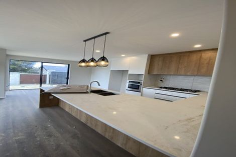 Photo of property in 36d Eastern Beach Road, Bucklands Beach, Auckland, 2012