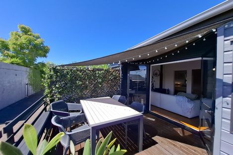 Photo of property in 1/27 Rosier Road, Glen Eden, Auckland, 0602