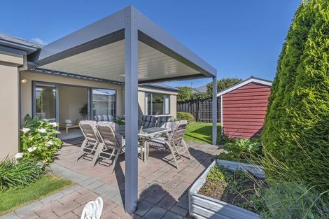 Photo of property in 35 Beechwood Drive, Northwood, Christchurch, 8051