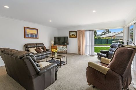 Photo of property in 68 Highfields Drive, Katikati, 3129