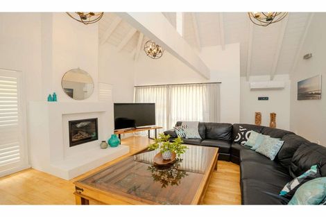 Photo of property in 54 Rangitane Loop Road, Kerikeri, 0294