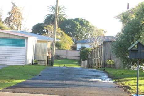 Photo of property in 22 Tampin Road, Hillpark, Auckland, 2102