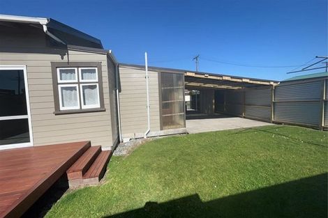 Photo of property in 6 Derby Street, Westport, 7825