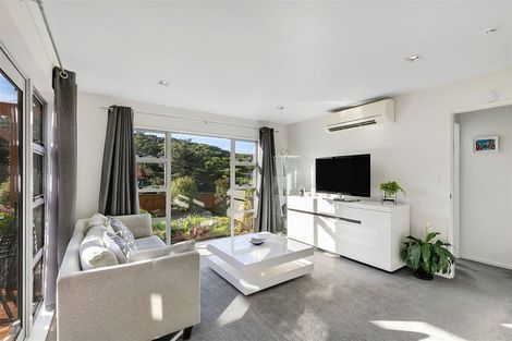 Photo of property in 51 Te Puia Drive, Aotea, Porirua, 5024