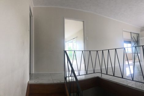 Photo of property in 1 Cashmere Place, Glenfield, Auckland, 0629