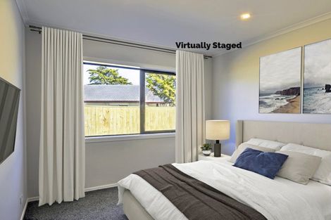 Photo of property in 14 Van Baarle Close, Carterton, 5713