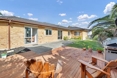 Photo of property in 7 Bibury Avenue, Henderson, Auckland, 0612