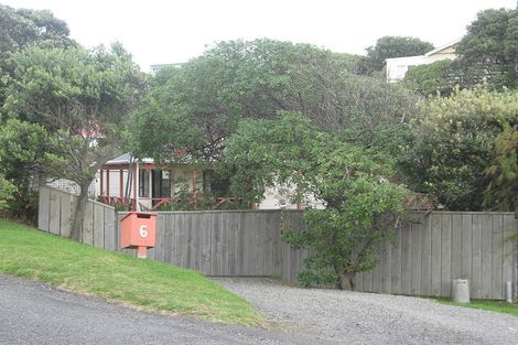 Photo of property in 6 Kainui Road, Raumati South, Paraparaumu, 5032