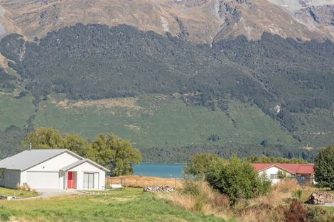 Photo of property in 10 Lochburn Avenue, Glenorchy, 9372