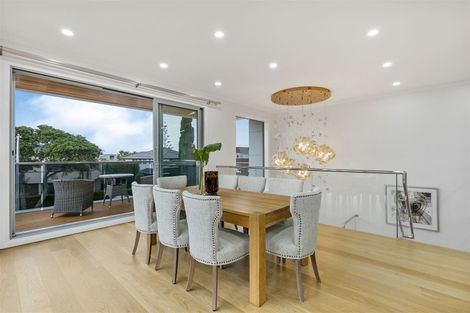 Photo of property in 11 Gulf Crest, Bucklands Beach, Auckland, 2012