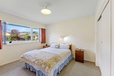 Photo of property in 2 Leybourne Avenue, Waikanae, 5036