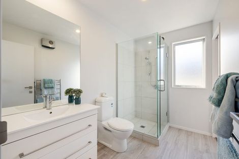 Photo of property in 6 Mccormacks Bay Road, Mount Pleasant, Christchurch, 8081