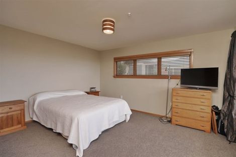 Photo of property in 262 Mount Pleasant Road, Mount Pleasant, Christchurch, 8081
