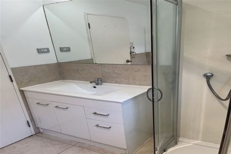 Photo of property in 36 Reelick Avenue, Pakuranga Heights, Auckland, 2010