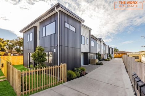 Photo of property in 2/10 Richard Road, Mangere, Auckland, 2022