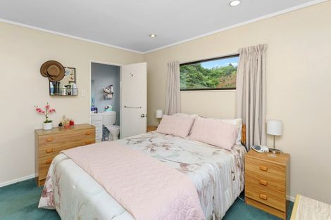 Photo of property in 128 Rahui Road, Otaki, 5512