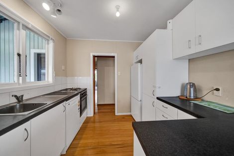 Photo of property in 162 Seaview Road, Westown, New Plymouth, 4310