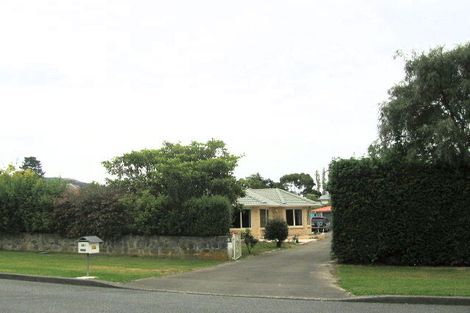 Photo of property in 18 Maclaren Street, Maymorn, Upper Hutt, 5018