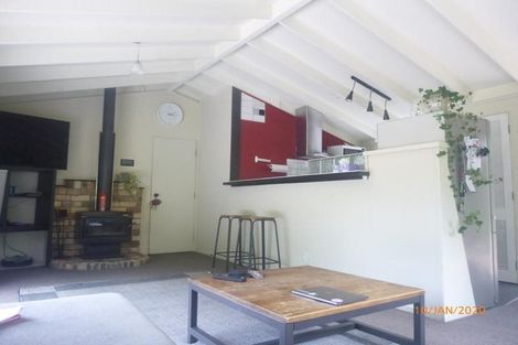 Photo of property in 43 Birdwood Road, Swanson, Auckland, 0612