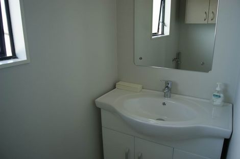 Photo of property in 77 Maplesden Drive, Clendon Park, Auckland, 2103