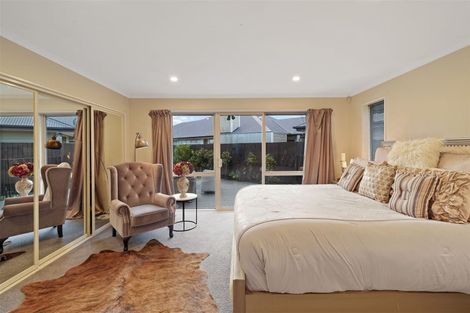 Photo of property in 12 Queenswood Gardens, Mairehau, Christchurch, 8052