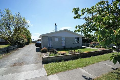 Photo of property in 126 Kippenberger Avenue, Rangiora, 7400