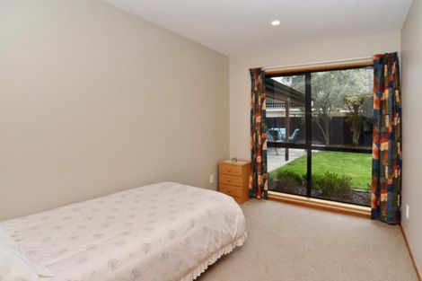 Photo of property in 149 Royal Park Drive, Parklands, Christchurch, 8083