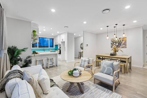 Photo of property in 11 Ian Gordon Lane, Orewa, 0931