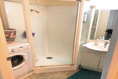 Photo of property in Terrace Tower Apartments, 3d/126 The Terrace, Wellington Central, Wellington, 6011