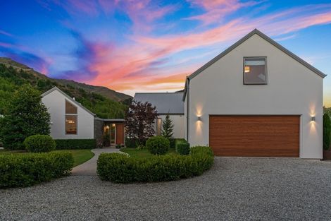 Photo of property in Butel Park, 22 Essex Avenue, Arrowtown, 9302