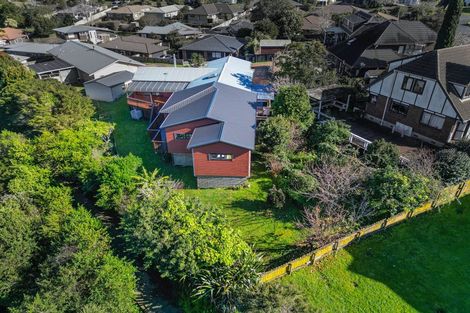 Photo of property in 12 Channing Crescent, Botany Downs, Auckland, 2010