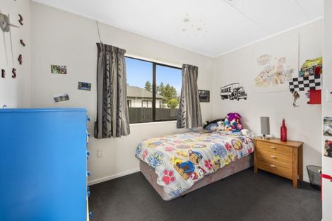 Photo of property in 7 Mcmanaway Grove, Stokes Valley, Lower Hutt, 5019