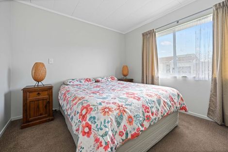 Photo of property in 12 Lickfold Lane, Pukete, Hamilton, 3200
