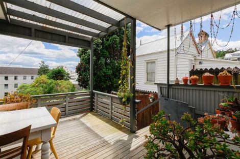 Photo of property in 112 Karaka Road, Thames, 3500